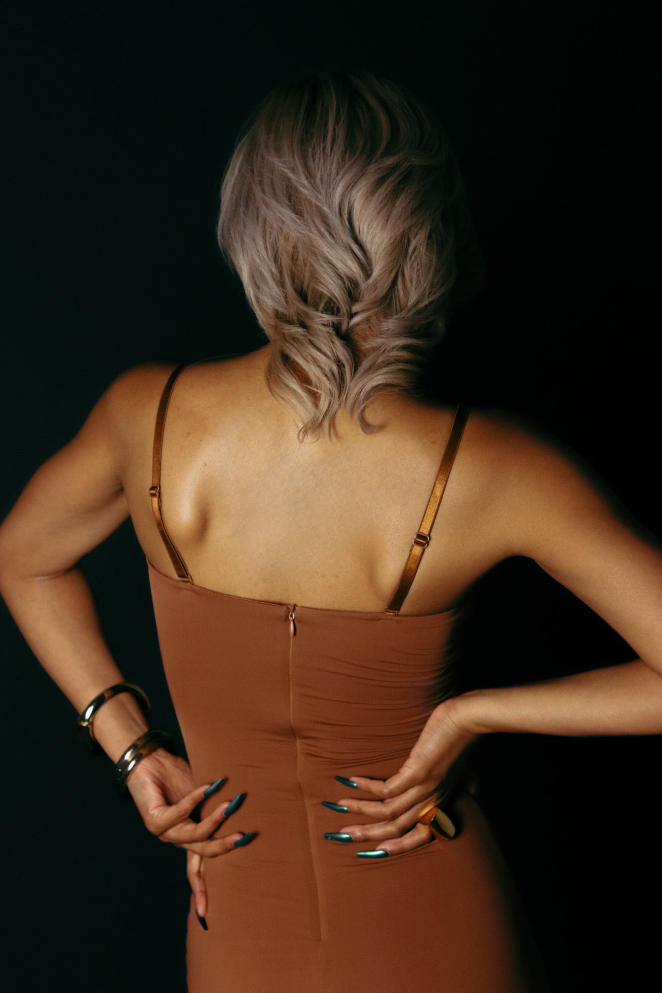 MADEULOOK x Cinch Me Bodycon